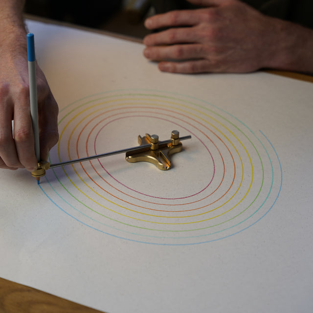 Elipso - Ellipse Drawing Tool – Makers Cabinet