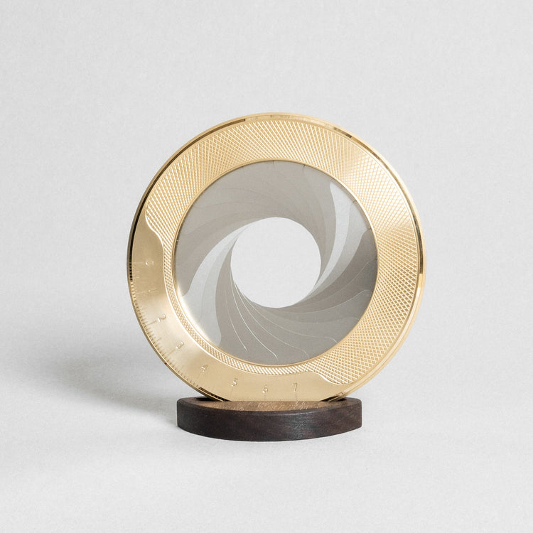 IRIS - Precision Tool for Drawing Circles
